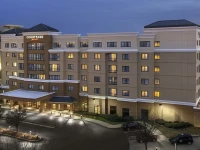 Courtyard Newark Elizabeth 3*