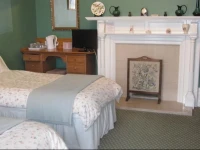 The Edwardian Lodge Guest House 4*