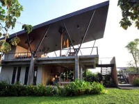 Puripai Villa 4*