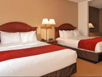 Comfort Suites Owensboro 3*