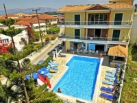 Cosmopol Studios 4*