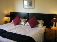 Clunie Guest House 4*