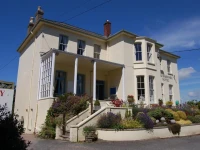 Orchard Hill Hotel 3*