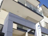 Glenelg Pacific Apartments 4*