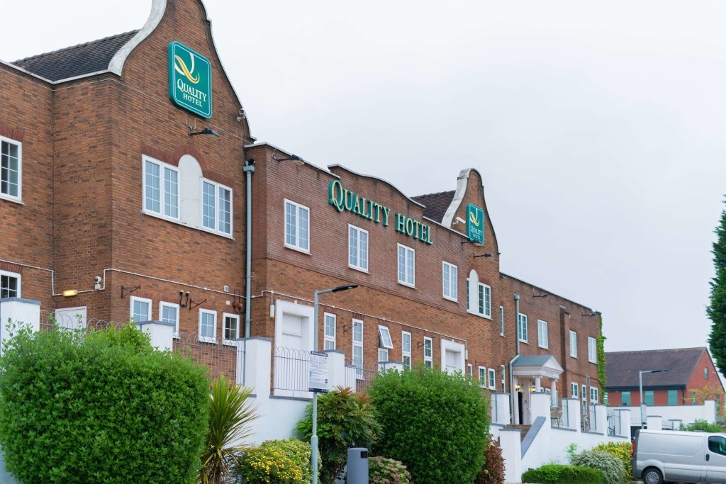Quality Hotel Coventry 3*