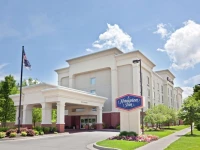 Hampton Inn Ithaca 3*