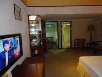 Dragon Union Hotel 3*