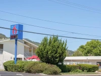 Motel 6 Ukiah 1*