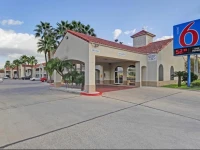 Motel 6 Edinburg 1*