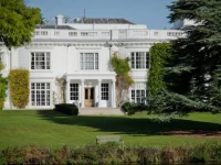 Henley Business School 3*