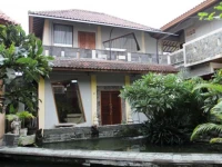 Andree Home Stay 2*