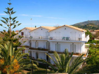 Pettas Apartments