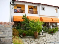Akrathos Hotel 3*