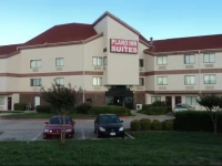 Plano Inn & Suites 2*