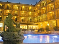 Aparthotel Miami Park 3*