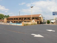 Andrew Johnson Inn 1*