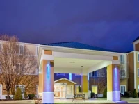 Holiday Inn Express Kirksville 2*