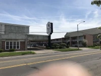 Knights Inn Erie Downtown 2*