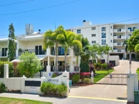 Bellevue at Trinity Beach 5*