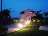 Biscoutsis Apartments and Studios 