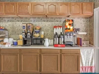 Days Inn Lenoir City 2*