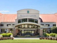 Embassy Suites Detroit Metro Airport 3*