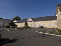 Premier Inn Chippenham 3*
