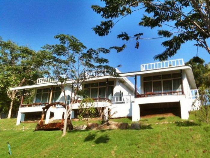Chom Kwai Lae Dao Resort 3*
