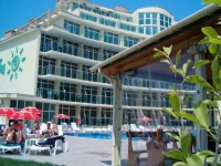 Sunny Holiday 3*