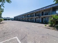 The Prince Mark Motor Inn 3*