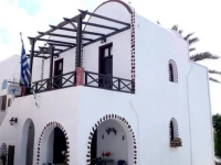 Christos Apartments Oia 2*