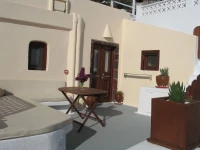 Santorini Mansion At Imerovigli 2*