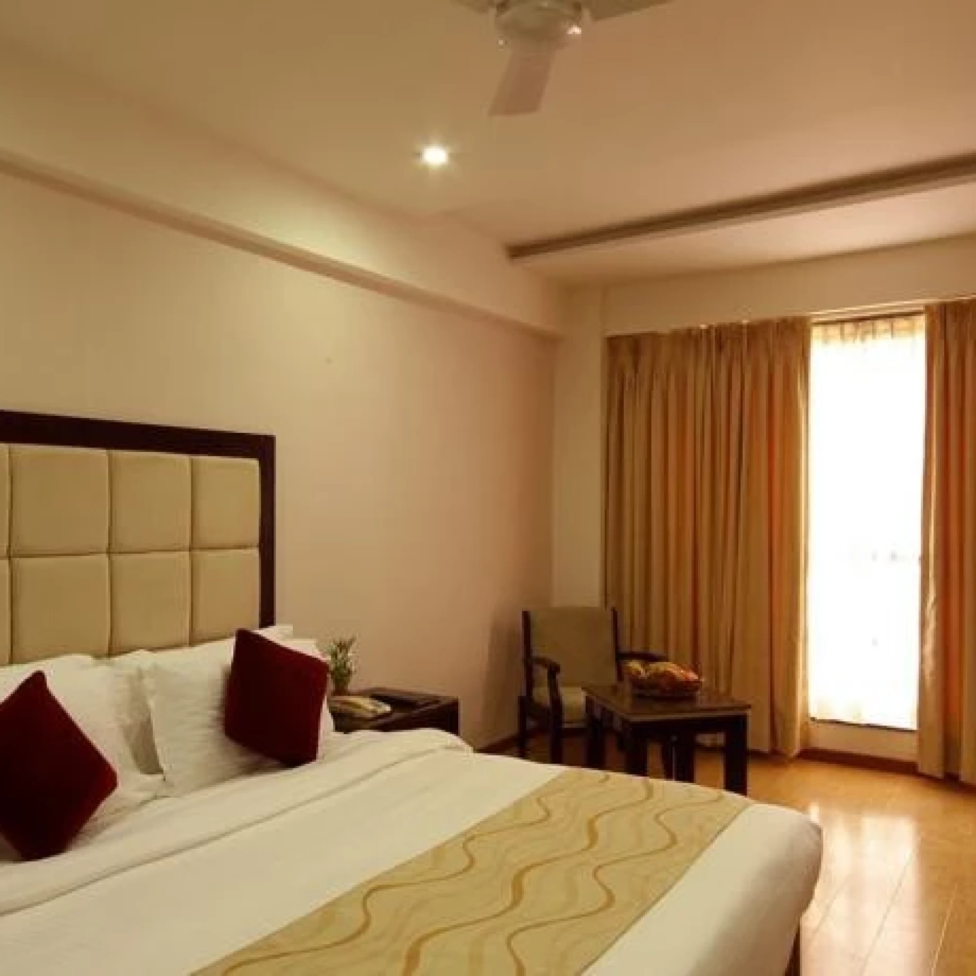 Parker Lords Eco Inn 3*