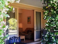 Grapevines Boutique Accommodation 4*