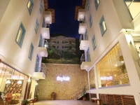 Saylam Suites 2*
