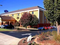 Hampton Inn Bessemer 3*
