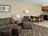 Mainstay Suites Fargo 3*