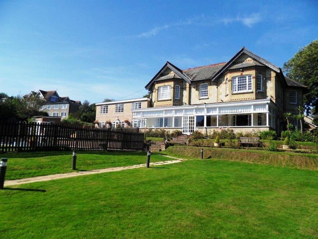 Luccombe Manor Country House Hotel 3*