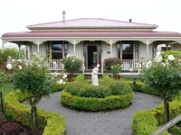 Villa Heights Bed and Breakfast 5*