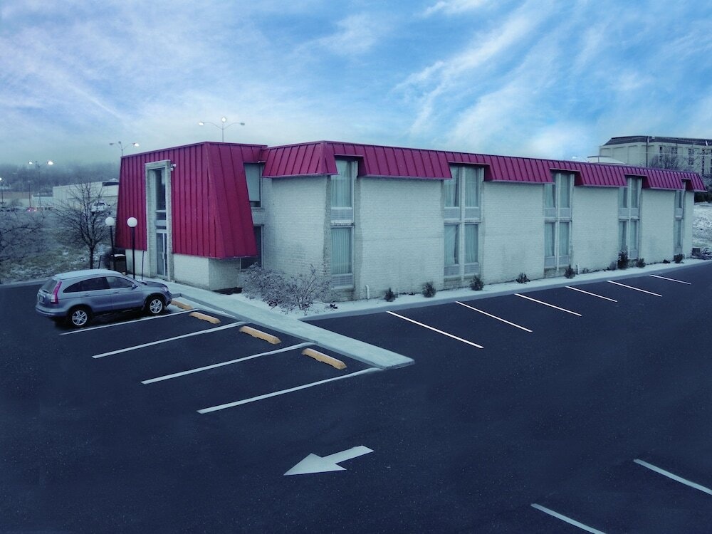 Econo Lodge Harrisonburg 2*