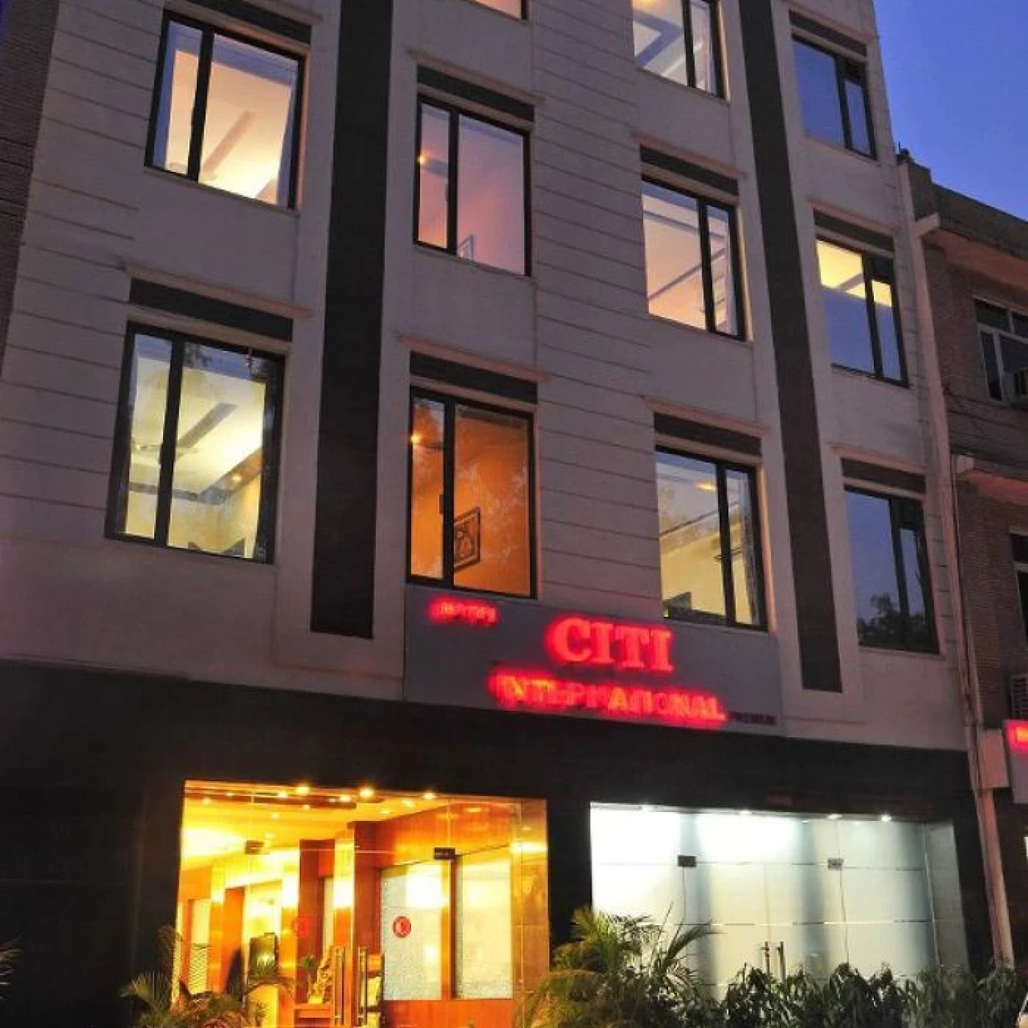 Citi International 3*
