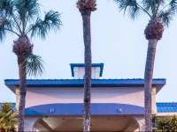 Vista Inn & Suites Tampa 2*