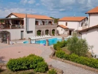 Borgo Valmarina 1*