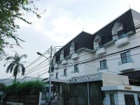 Chandra Residence 2*