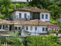 Lorenc Guesthouse & Hostel 