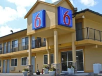 Motel 6 Oshkosh 1*