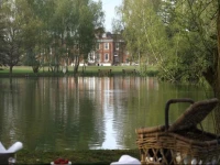 Stoke Place 4*