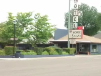 Adobe Sands Motel 3*