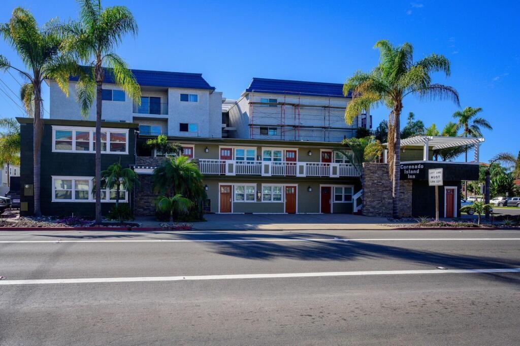 Coronado Island Inn 2*