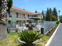 Vagabond Inn Fresno 2*